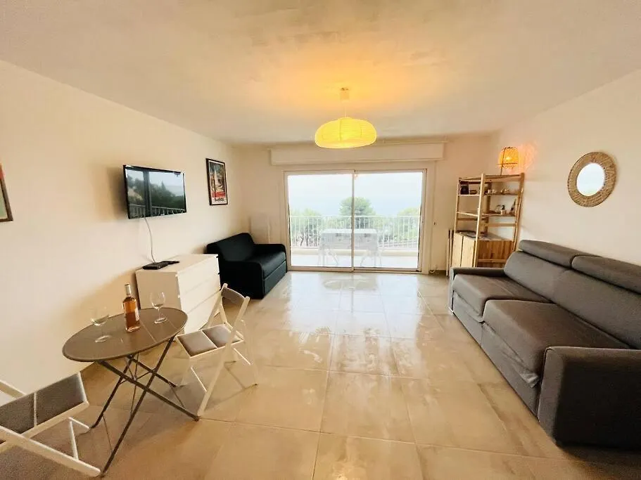 Studio Cosy-Vue Mer Panoramique Exceptionnelle Bandol 0*,  France